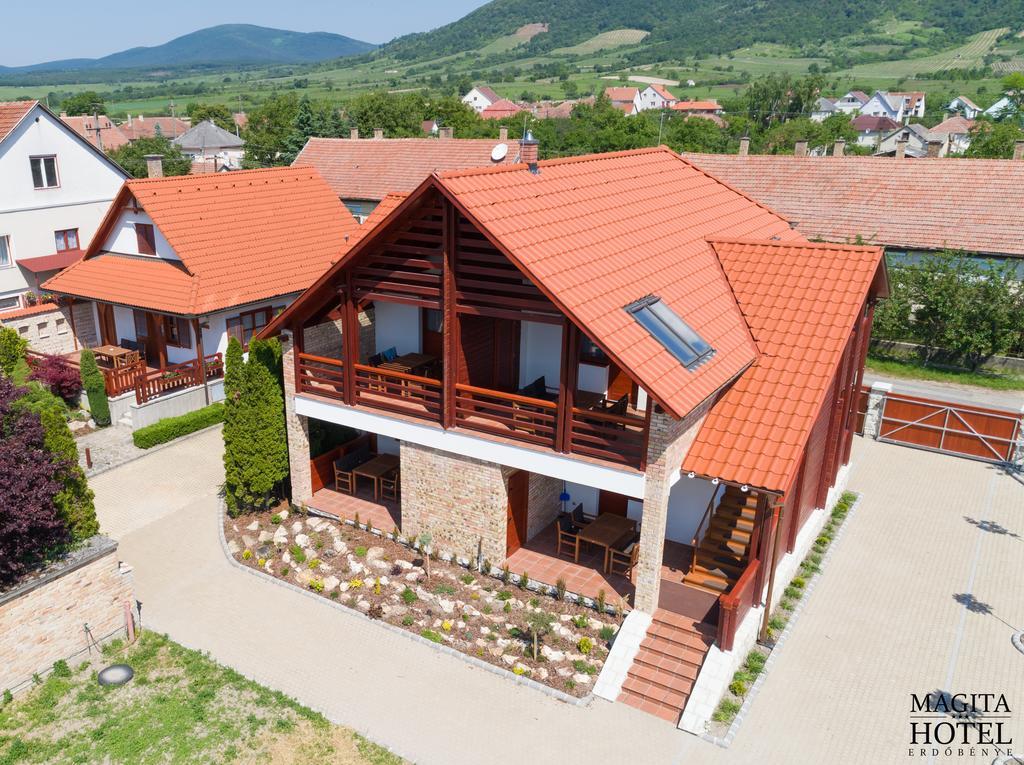 Magita Hotel Basko 외부 사진