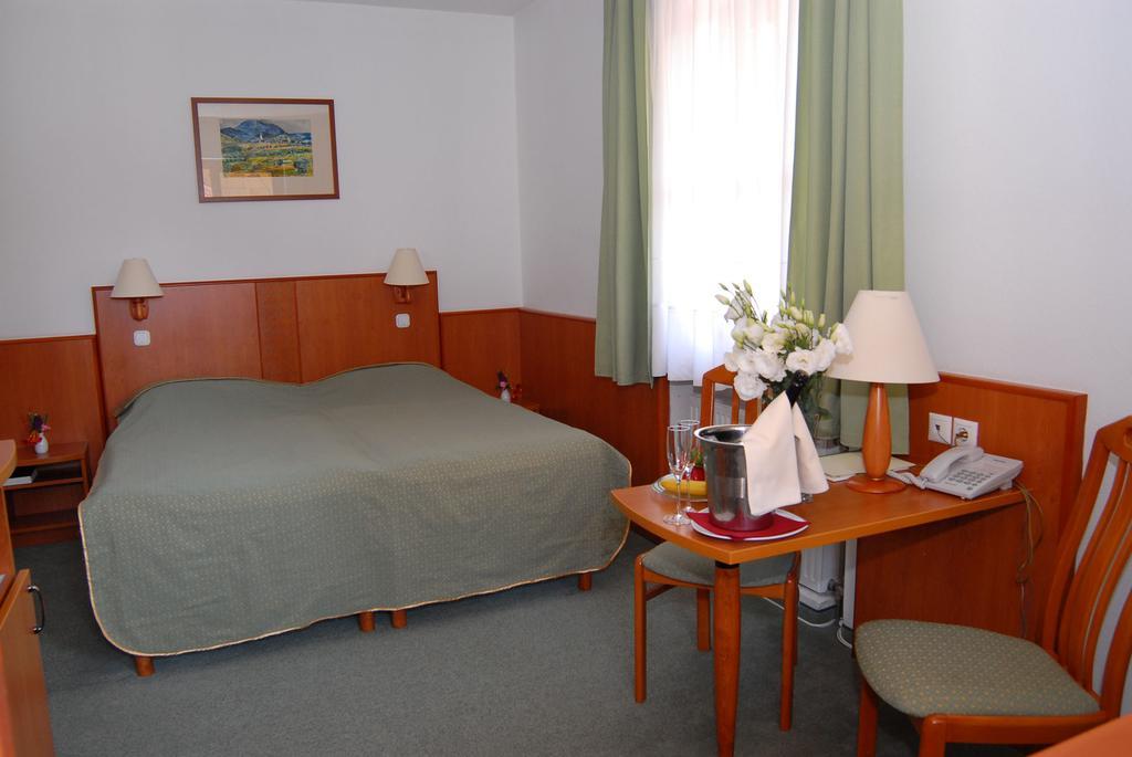Magita Hotel Basko 외부 사진
