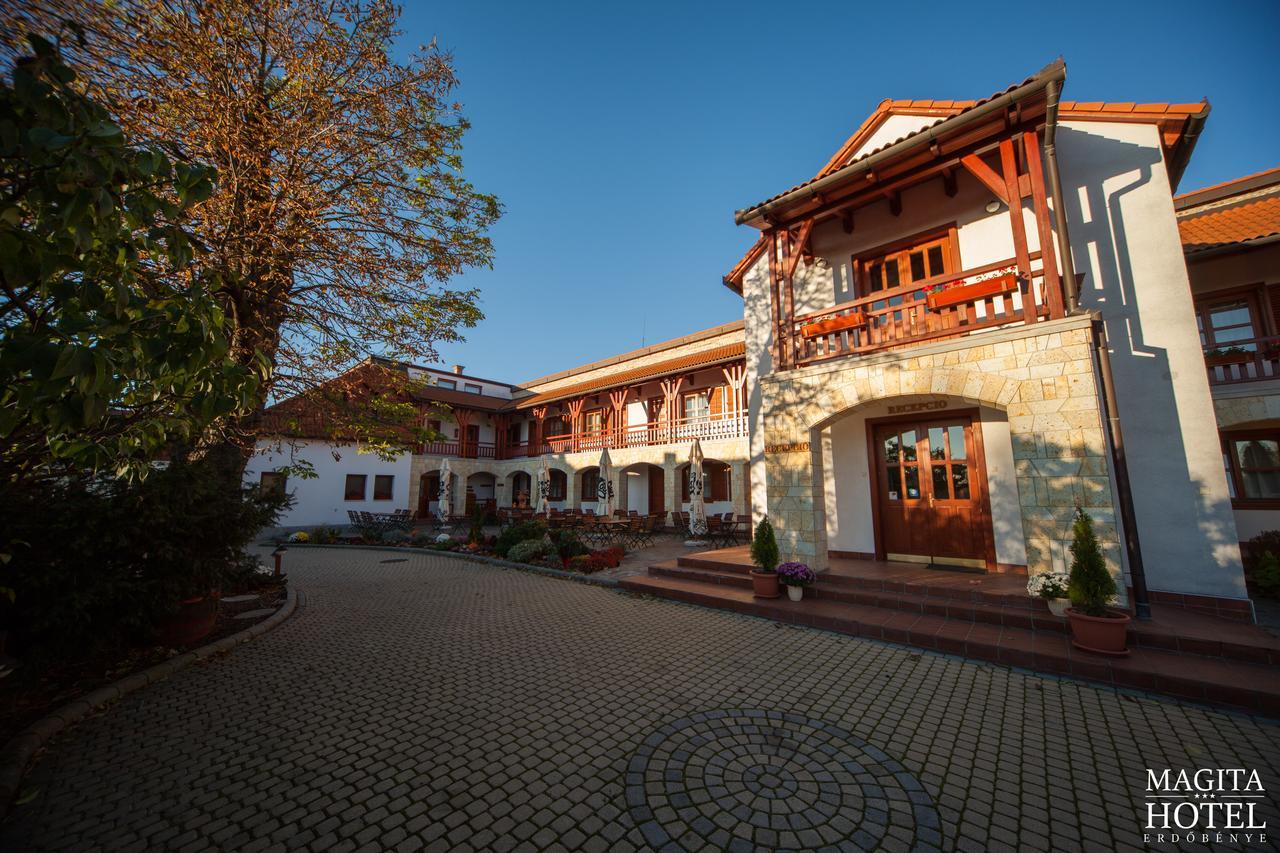 Magita Hotel Basko 외부 사진