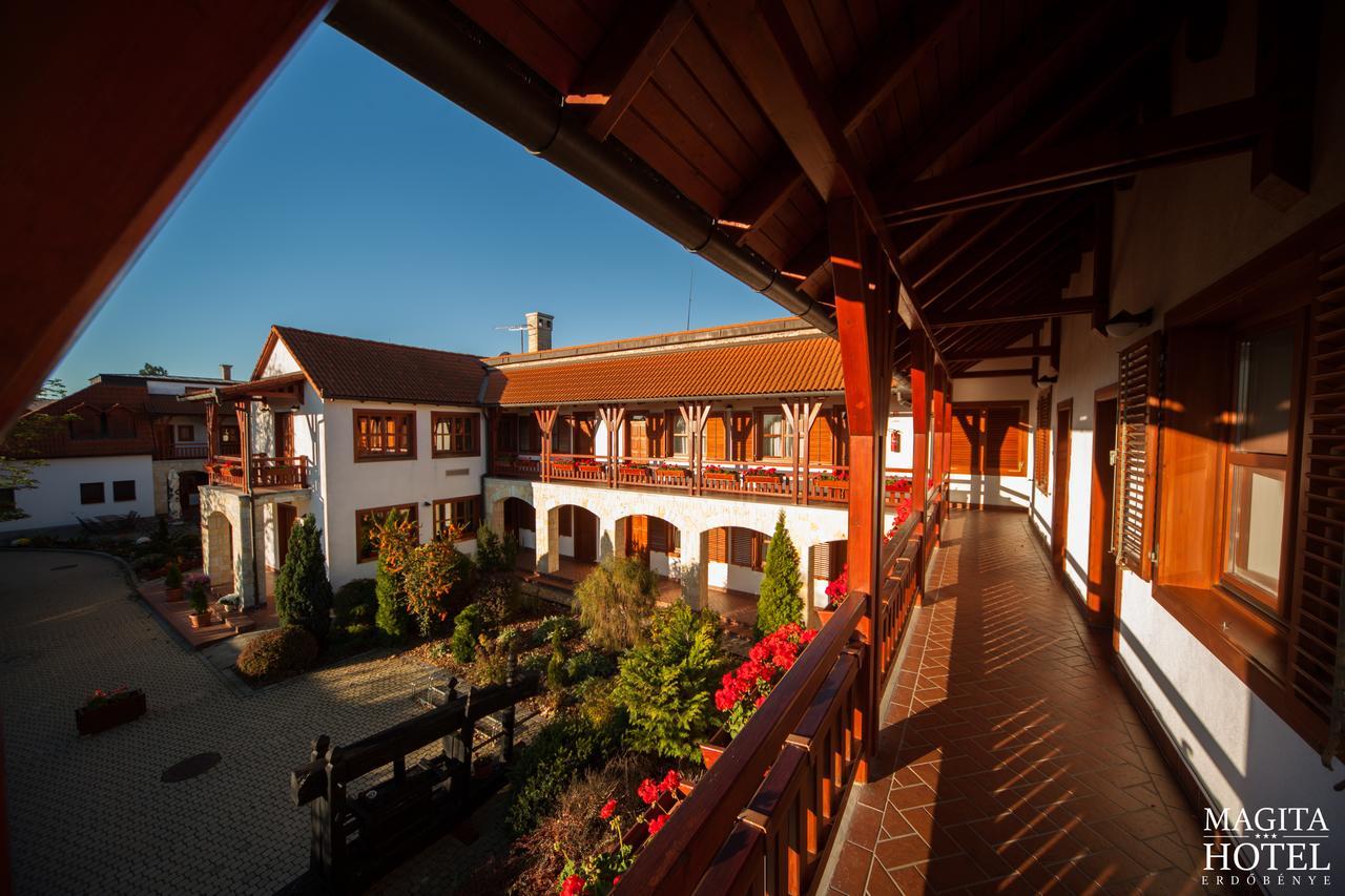 Magita Hotel Basko 외부 사진