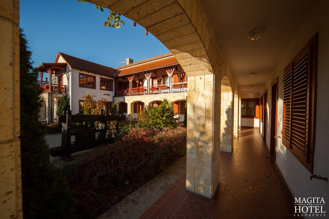 Magita Hotel Basko 외부 사진