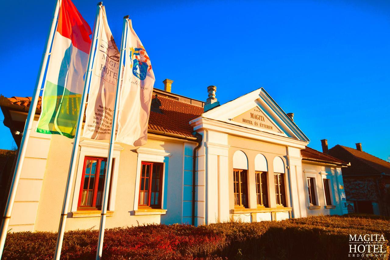 Magita Hotel Basko 외부 사진
